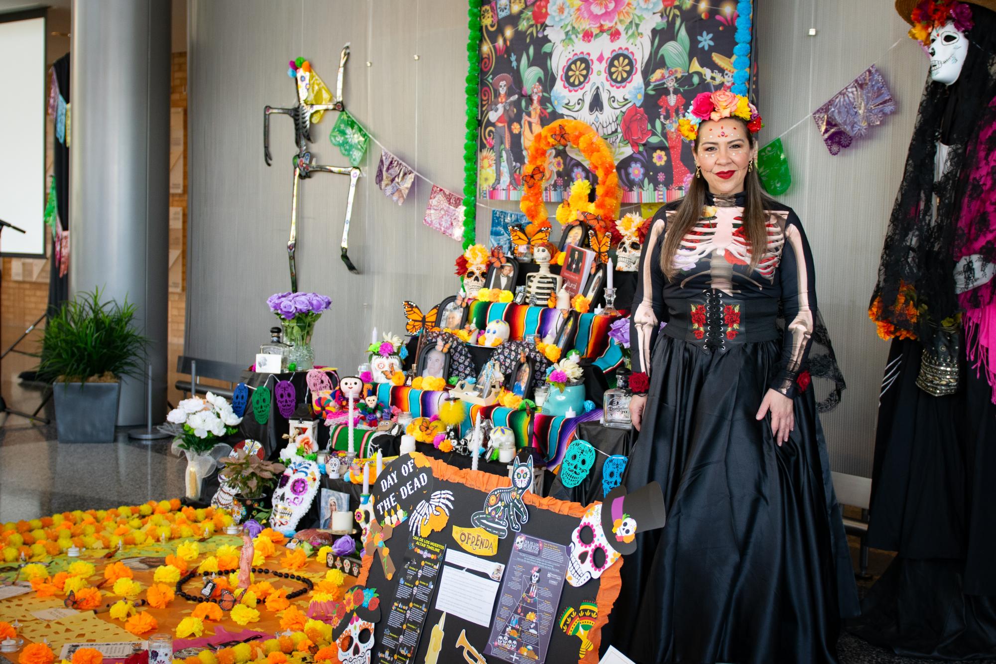 An ofrenda on display at the IQM in 2025