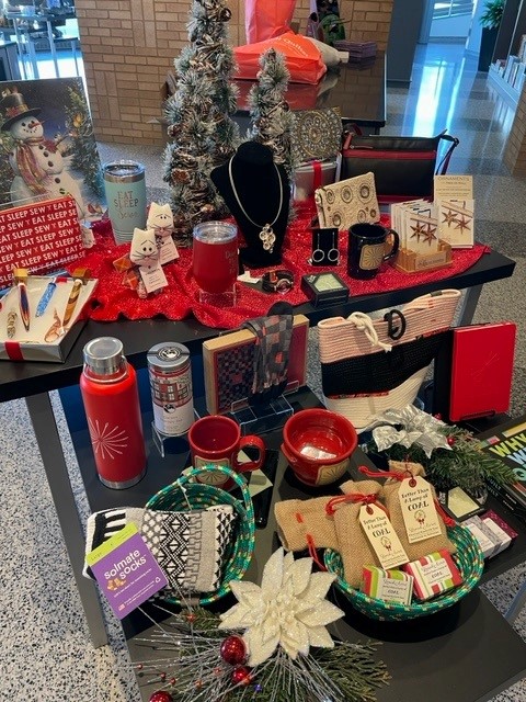 Holiday Shopping: Museum Store Discounts through the 23rd