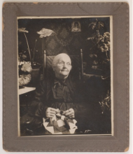 Posing with Patchwork: Quilts in Photographs, 1855-1945
